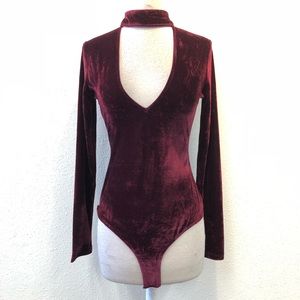 Velvet Long Sleeves Choker-Bodysuit
